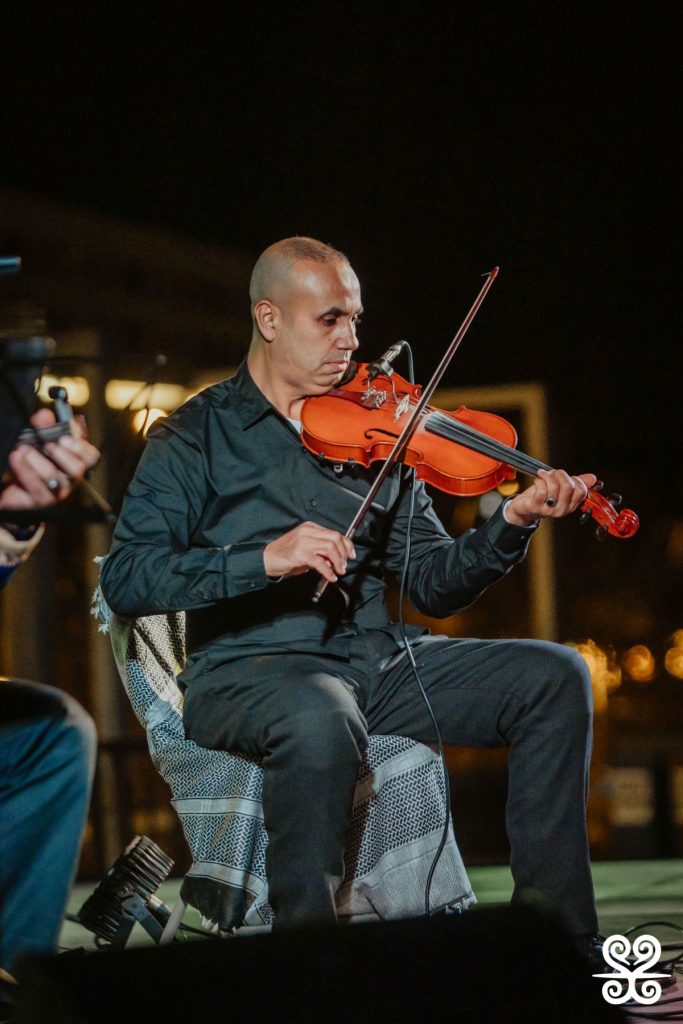 LOW_INSPIRA ARRELS_DRETS HUMANS_ADIL AMRANI_TXUS GARCIA_06_IMG24323