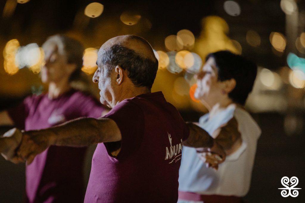 LOW_INSPIRA ARRELS_DRETS HUMANS_SARDANA_TXUS GARCIA_04_IMG24185